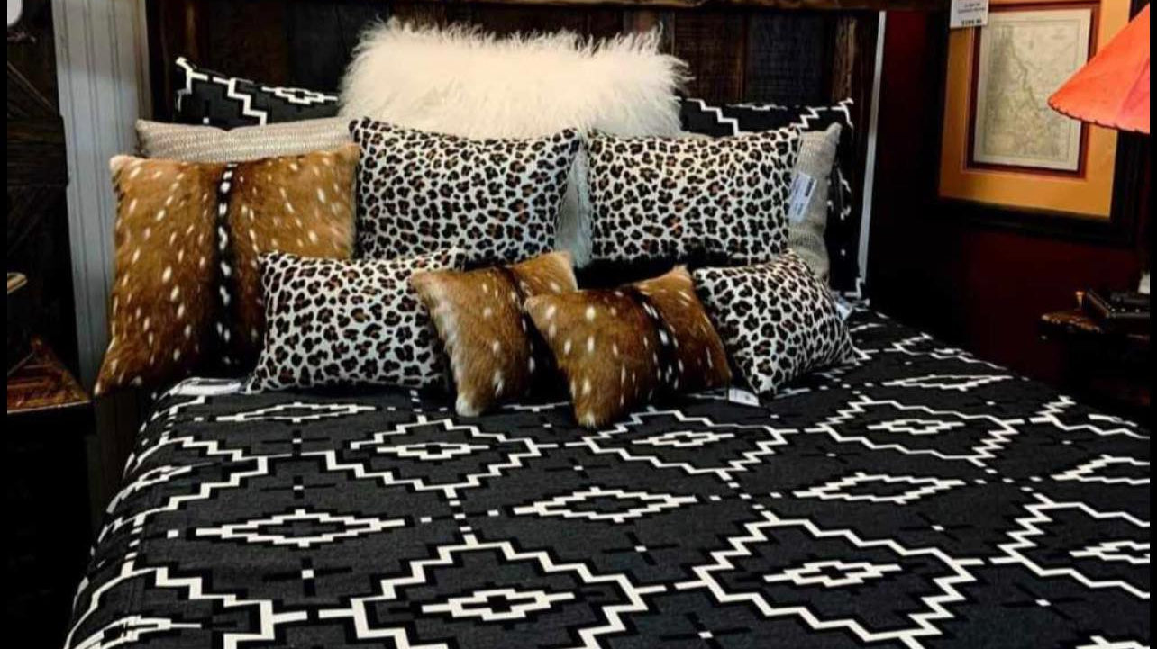 Kiva Steps Pendleton Fabric Coverlet and custom pillows - Blue Mountain Brands Home Decor