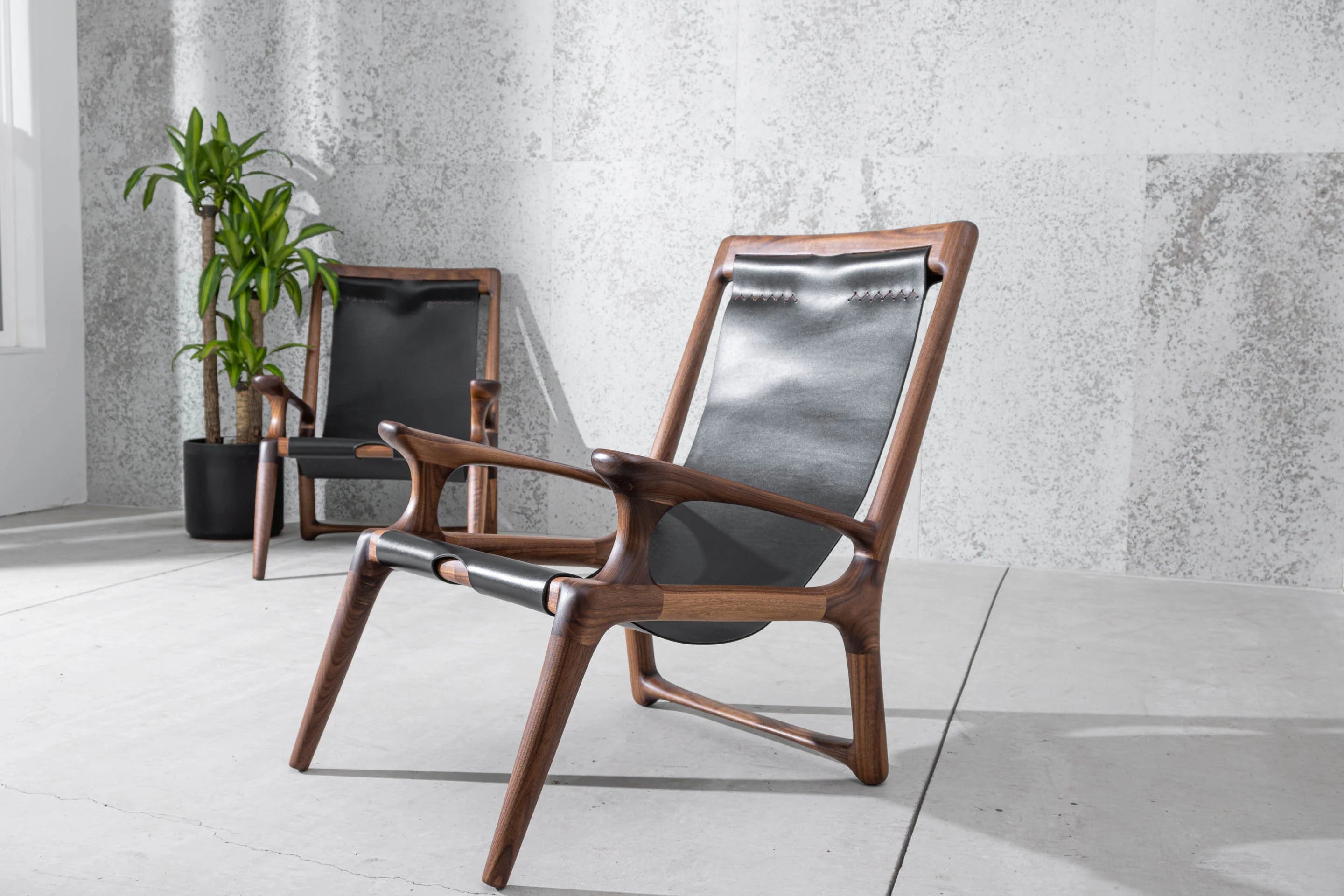 Comfy leather sling chairs handmade in Bend Oregon - Blue Mountain Brands Home Furnishings