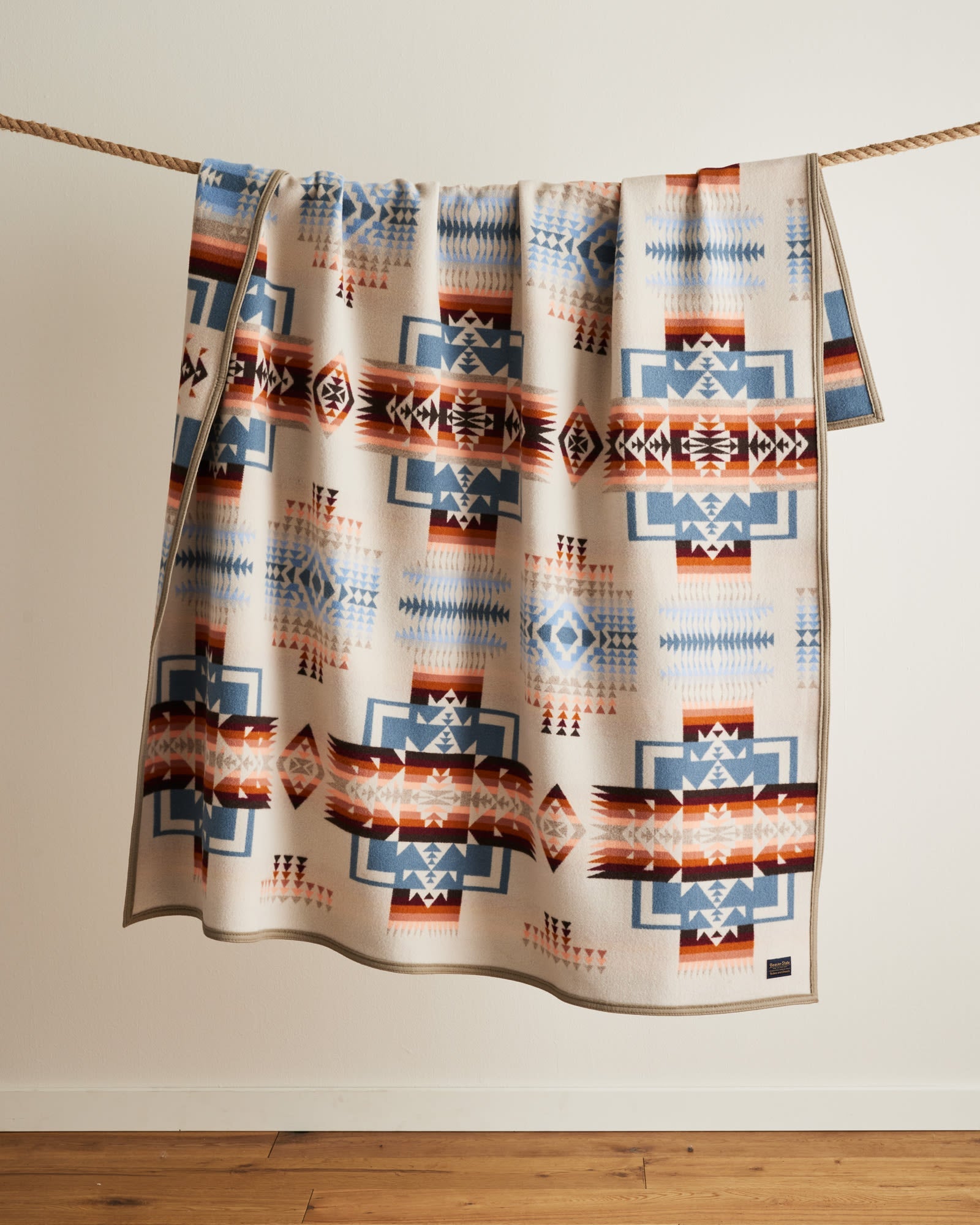 Pendleton Chief Joseph Blanket rosewood folded - Blue Mountain Brands USA