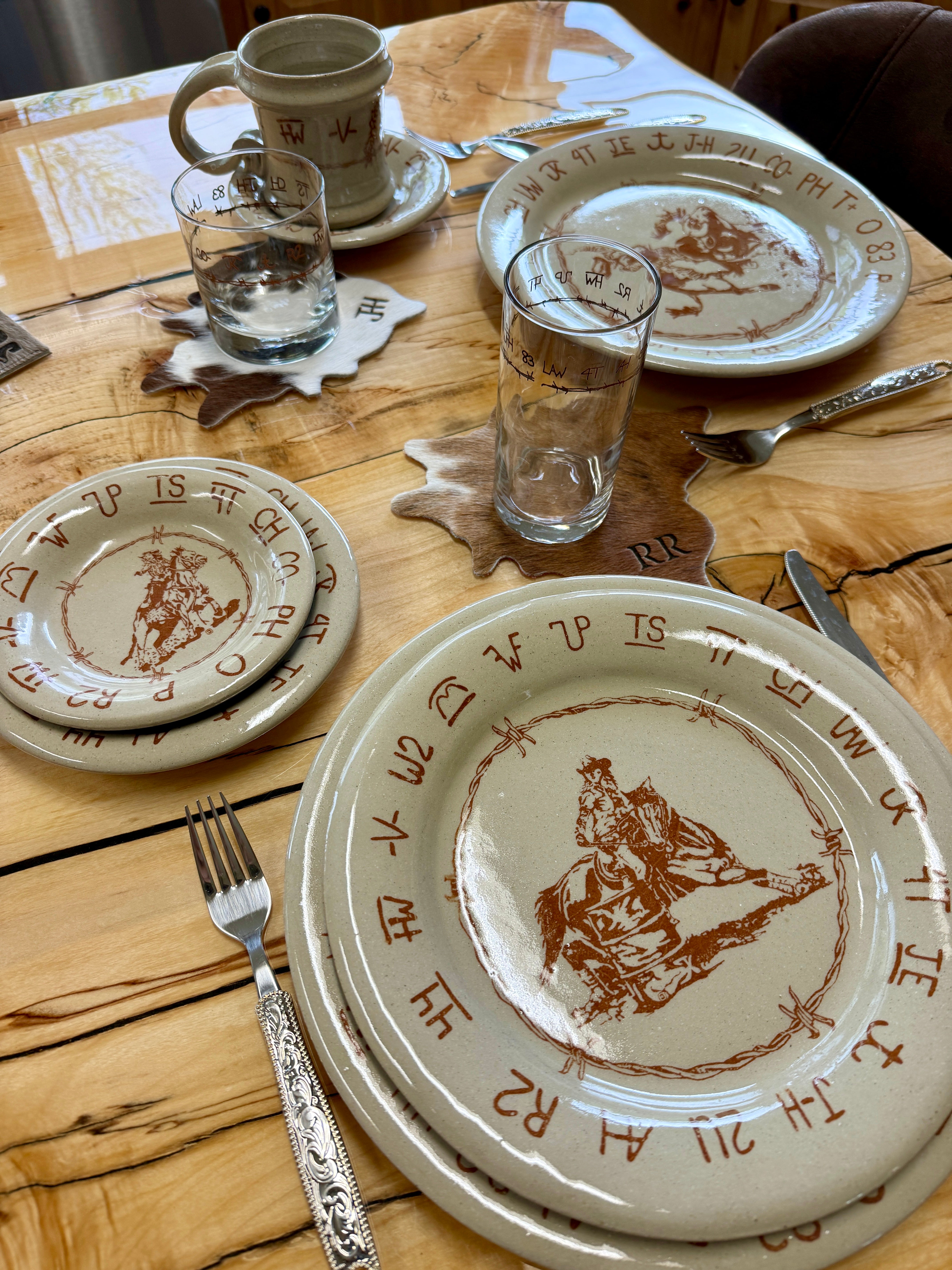 OLD MOUNTAIN MEAL DISH リムロゴ 2枚セット Western Dinnerware | Handmade Ranch Brand Dishes USA – Blue