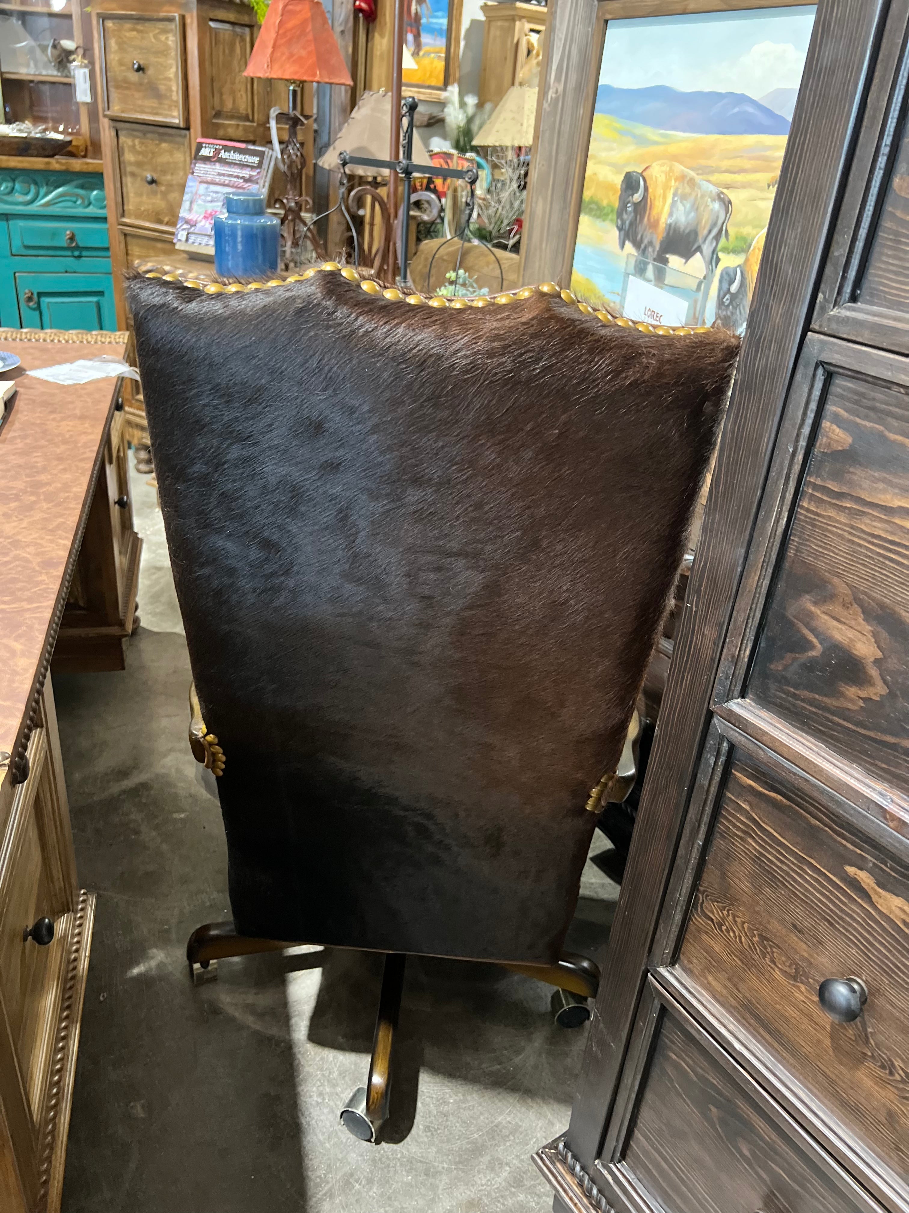 Threshers leather cowhide office chair cowhide back on Tulsa King - Blue Mountain Brands USA