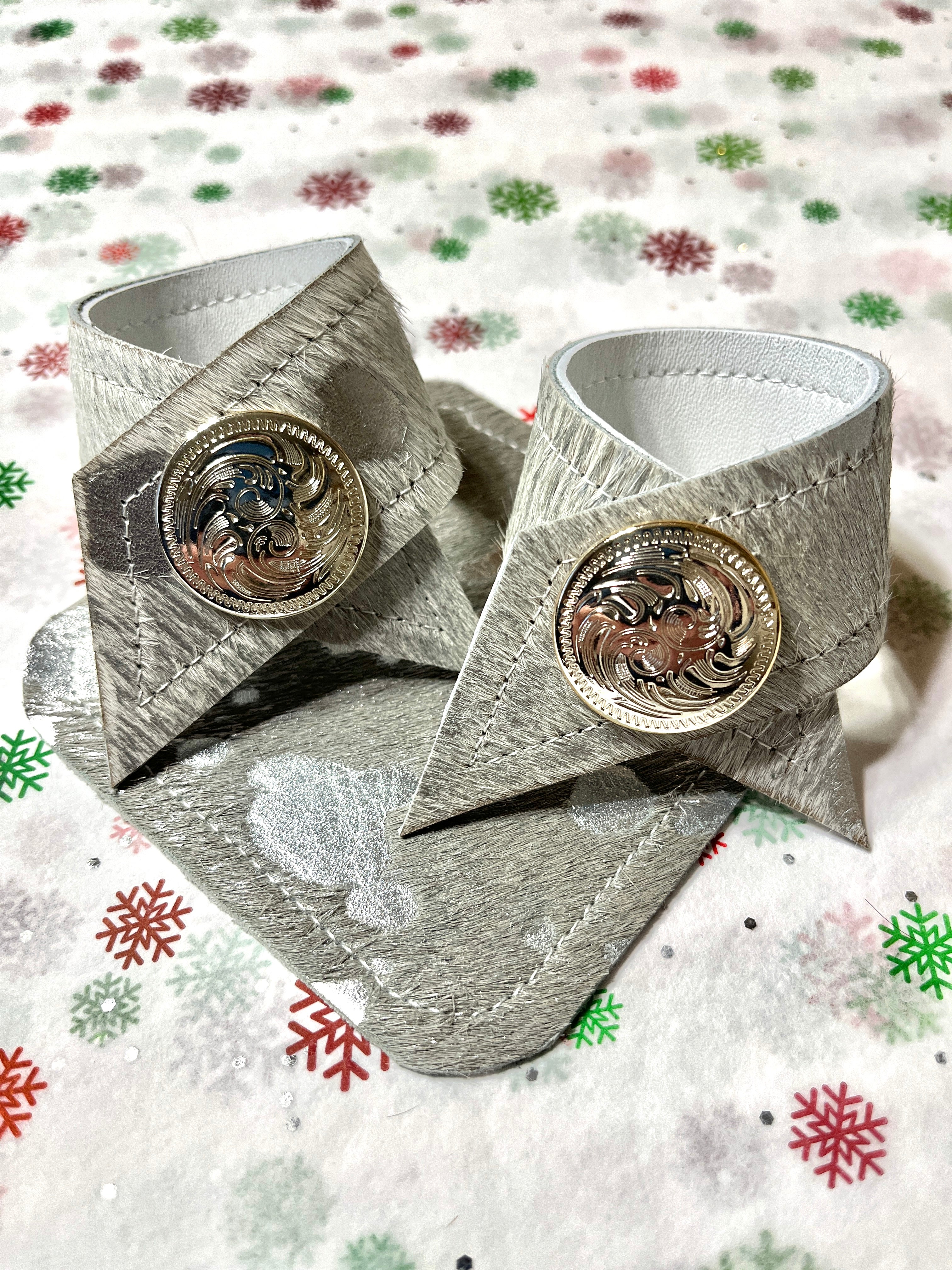 Handmade metallic cowhide and concho napkin rings - Your Western Decor