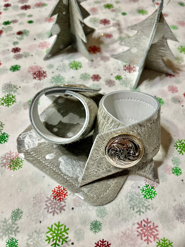 Handmade metallic cowhide and concho napkin rings - Your Western Decor
